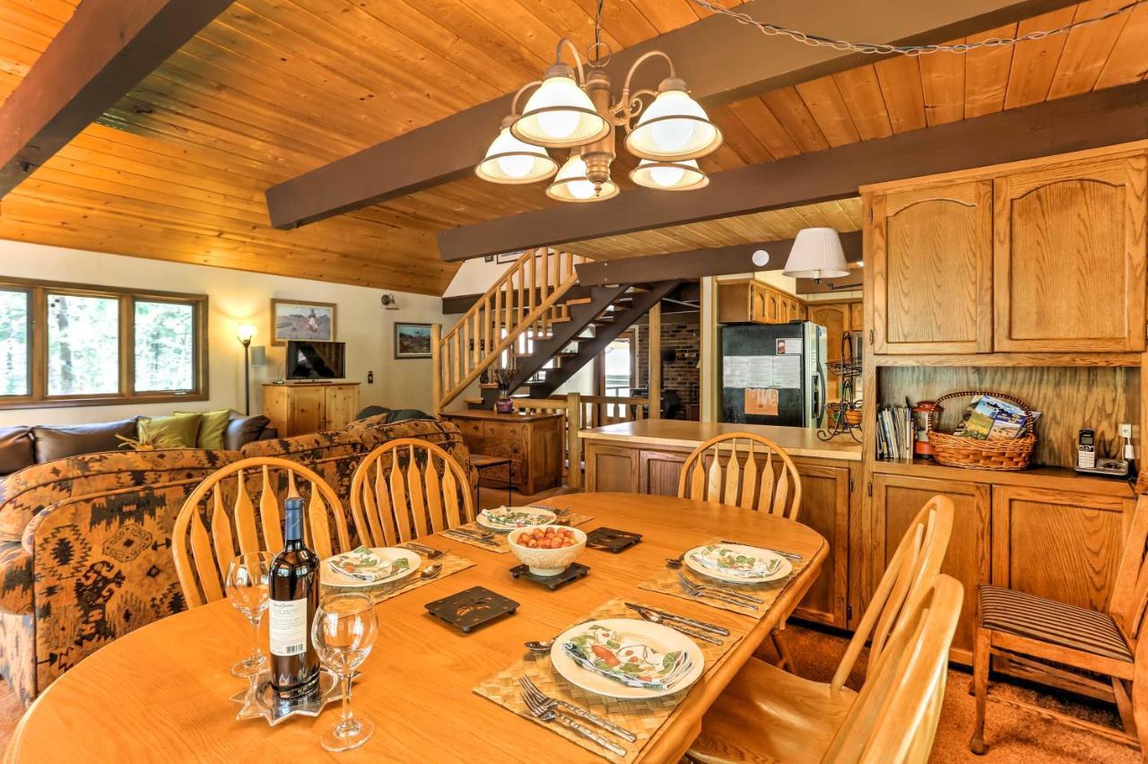 Riverside Winthrop Chalet With Hot Tub And 2 Decks! 외부 사진